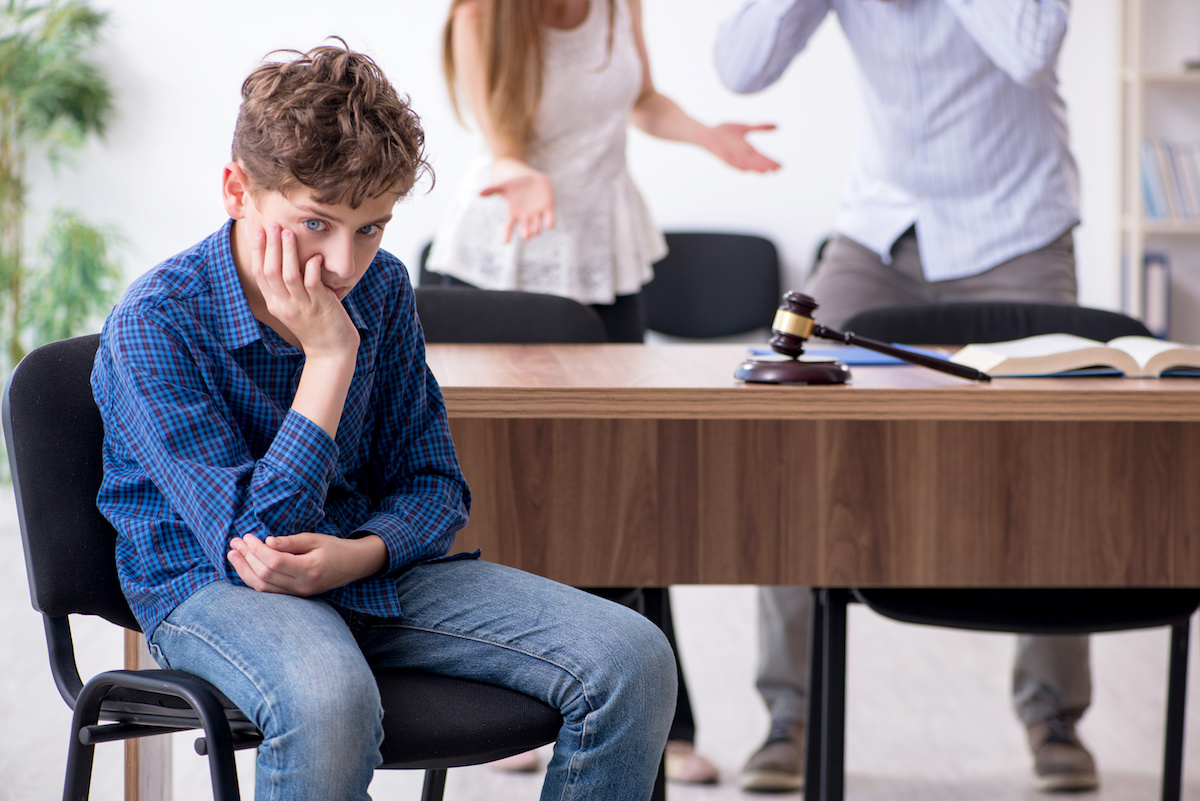 Divorcing family trying to divide child custody